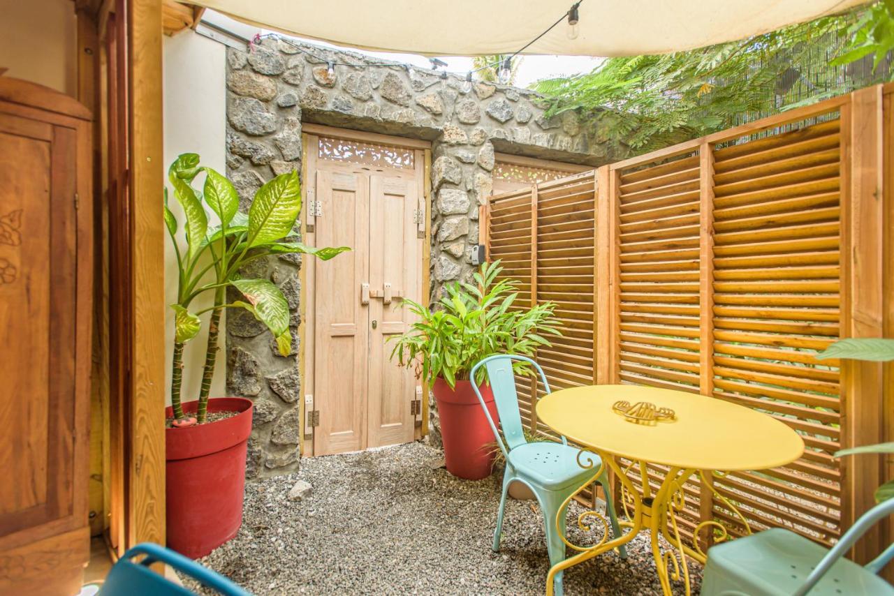 Villa Les Cocottes Terre Sainte Exterior foto